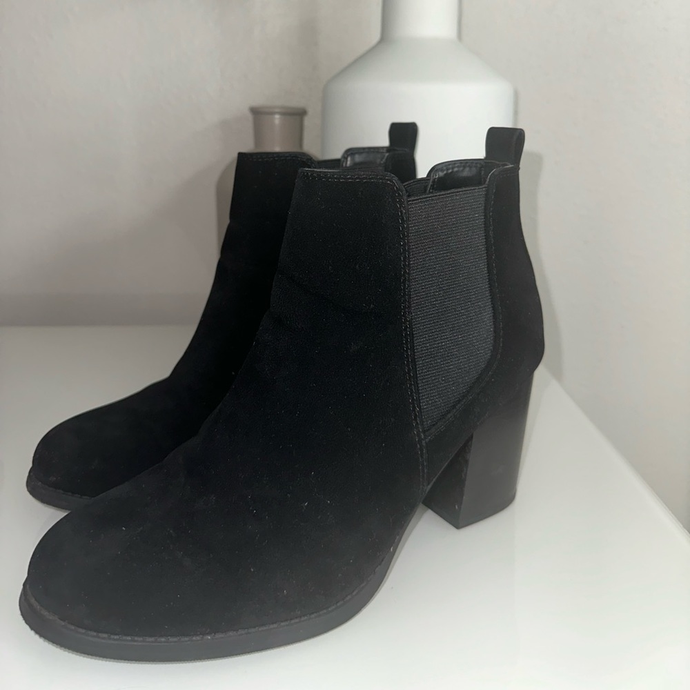 WOMENS HEELED BOOTS